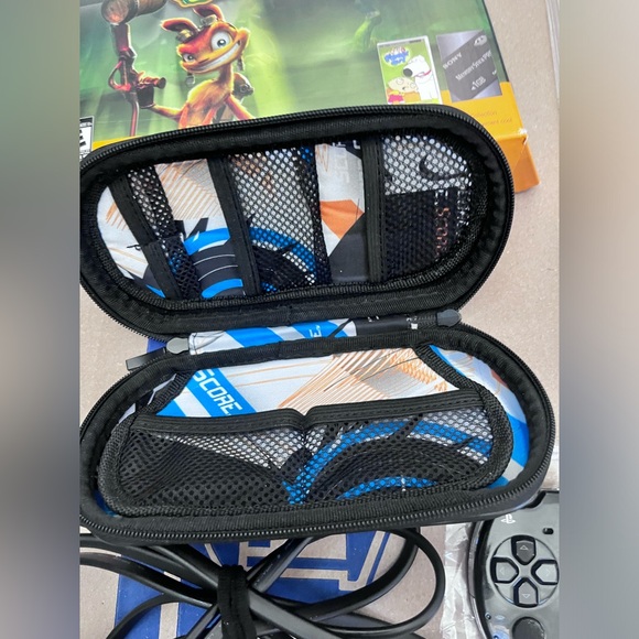 PSP Bundle in Box - Picture 14 of 16